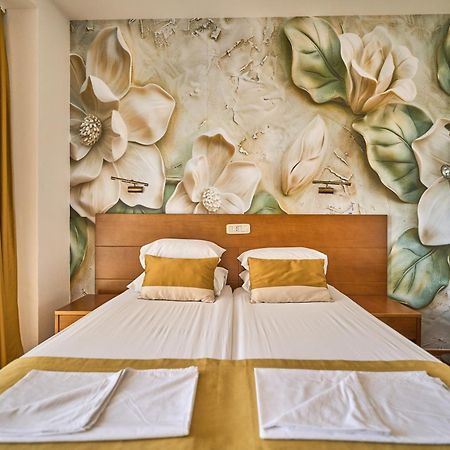 Hotel Petrovac Exteriér fotografie