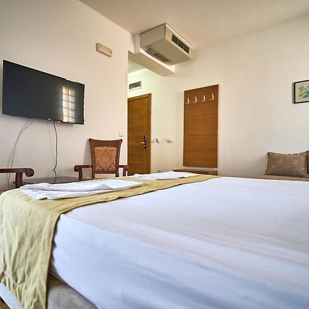 Hotel Petrovac Exteriér fotografie