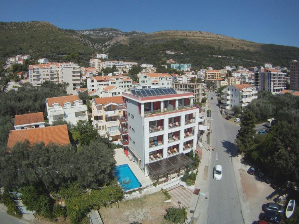 Hotel Petrovac Exteriér fotografie