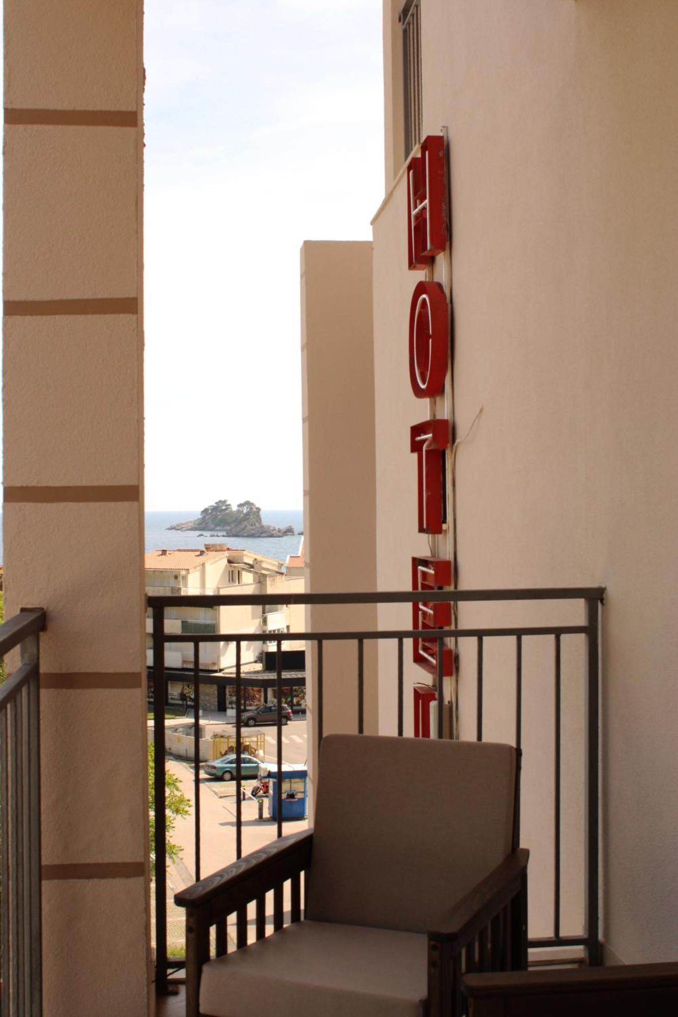 Hotel Petrovac Exteriér fotografie