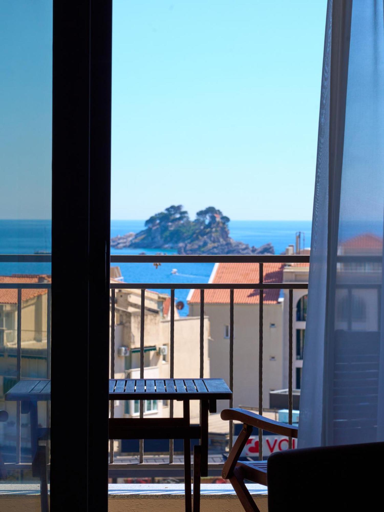 Hotel Petrovac Exteriér fotografie
