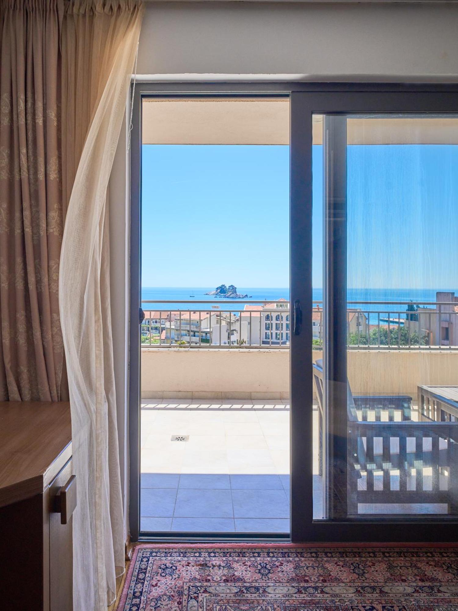 Hotel Petrovac Exteriér fotografie