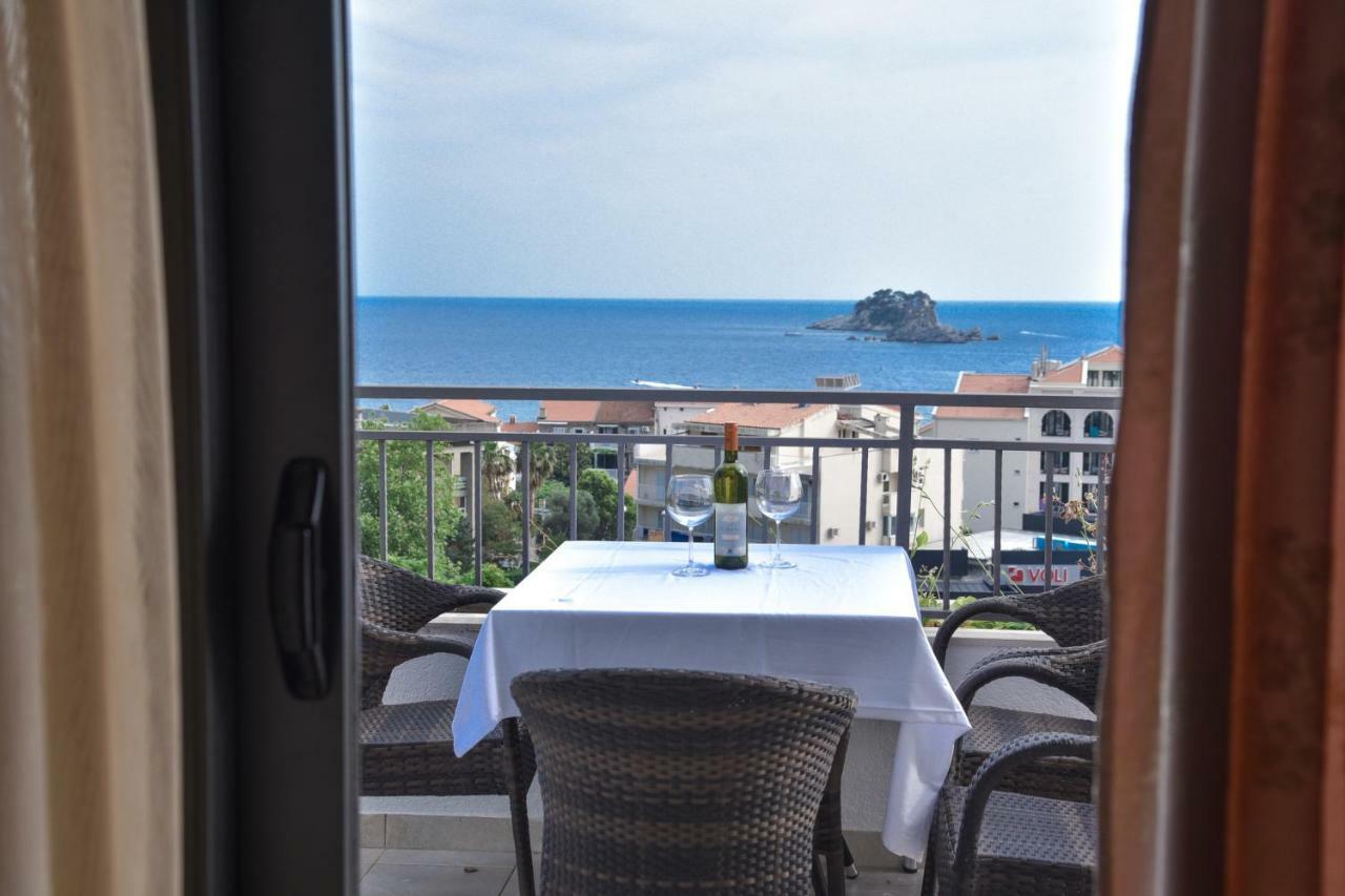 Hotel Petrovac Exteriér fotografie